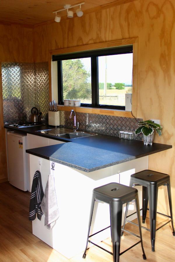 Luxury Container Cabin Мастертон Экстерьер фото
